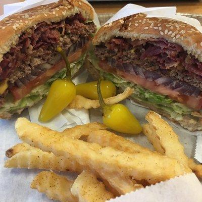 Pastrami burger