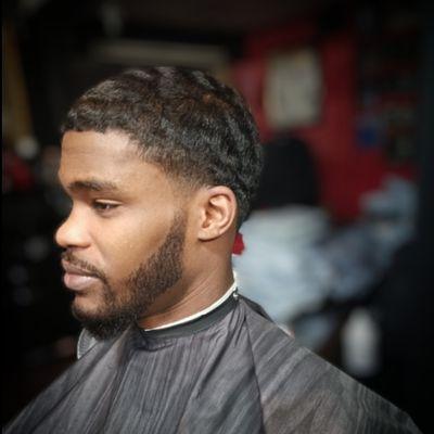 Wave length all even with the grain w taper blend into the beard .