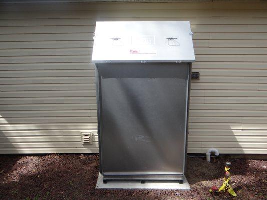 New 275 Outdoor Oil Tank