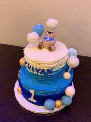 First birthday cake, teddy bear theme