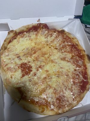 Watery pizza sliding cheese uncut pie 
 
 Worst pizza experience ever