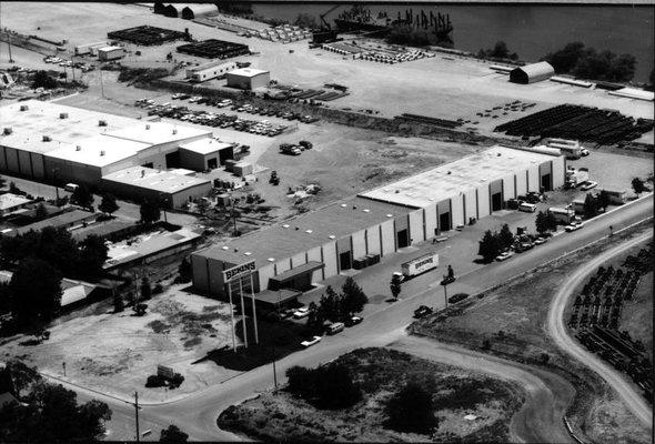 Pacific Logistics & Relocation in 1975