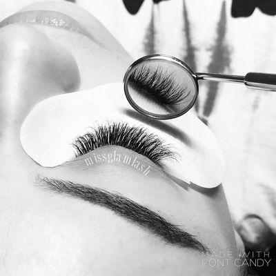 Bella Lash Natural Volume lash extensions.