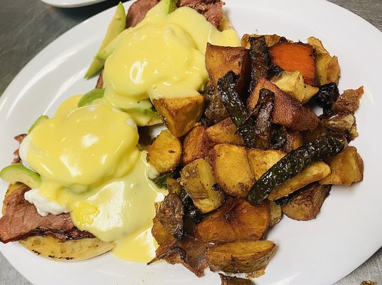 California Eggs Benedict