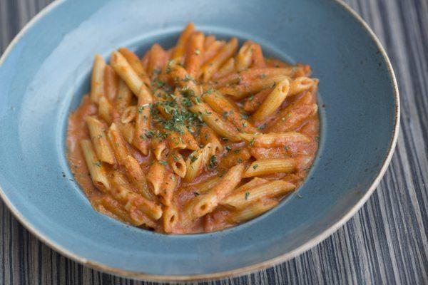 Penne a la Vodka
 
 https://www.primaverakosher.com/online-store/Penne-A-La-Vodka-p113293399