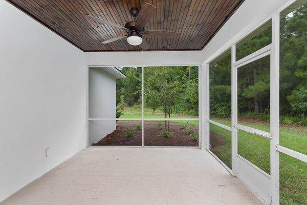 The Landings - Rear Porch