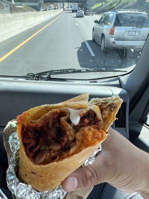 Alpastor burrito