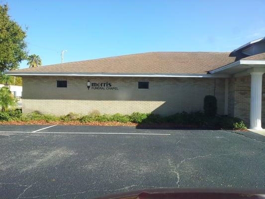 Morris Funeral Chapel