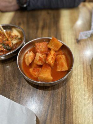 Radish kimchi