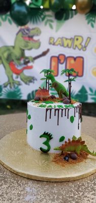 Dinosaur Theme Cake