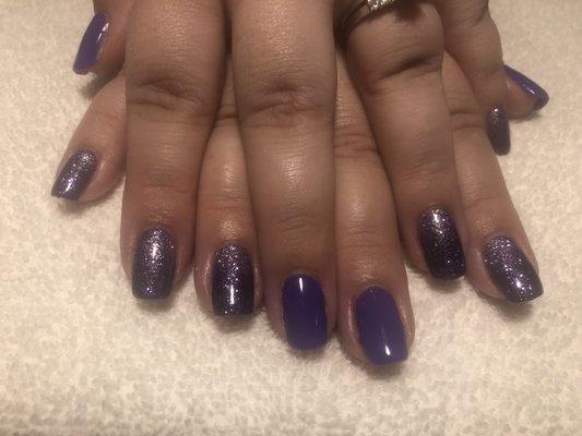 Natural nails with Video Violet Shellac and #Colorstreet Achieve Grapness.