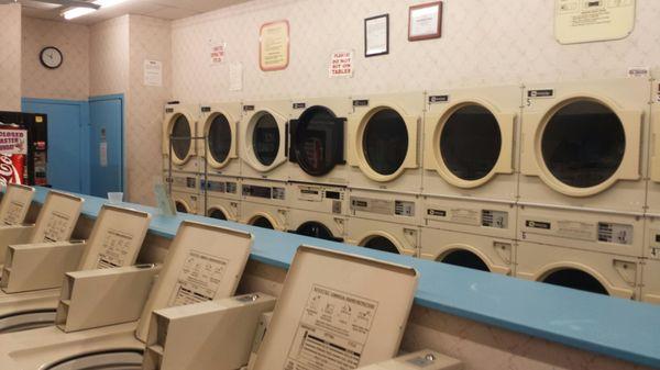 U S 1 Laundrymat