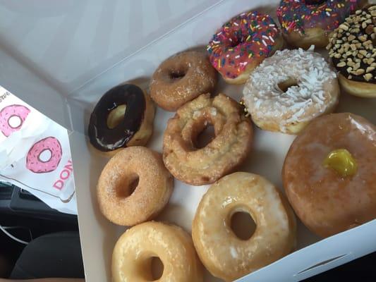 Most favorite donut shop!! Always fresh and I got a free dozen of donut holes with my purchase. Staff is like family. Extremely welcoming.