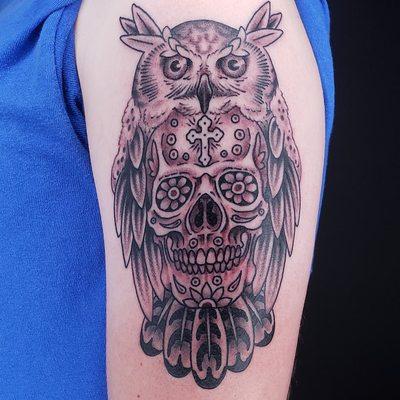 Owl with sugar skull by Eric Solis