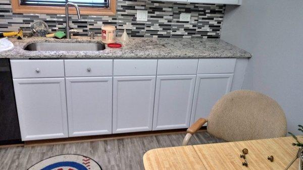 Backsplash expertise with cabinet painting