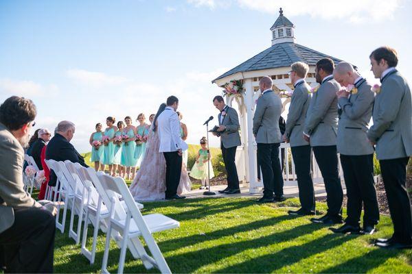 Outdoor gazebo for ceremony