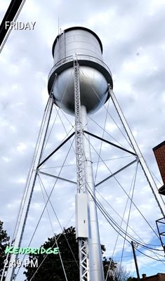 Water tower in Kenbridge near thrift store