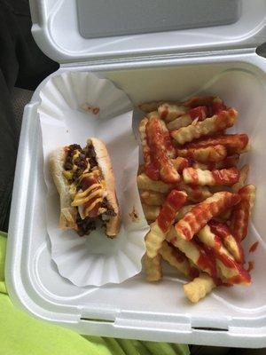 Chill hot dog(really a Vienna sausage) and fries