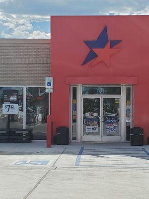 Front of Murphys gas station