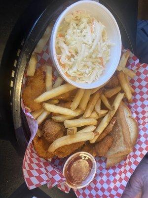 Shrimp basket with Cole slaw