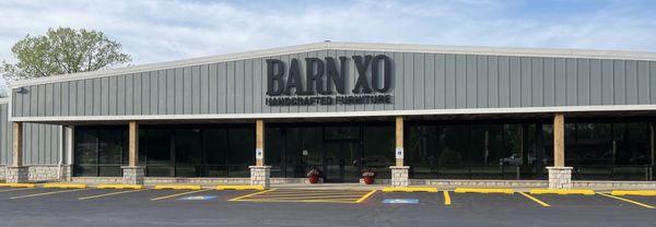 BarnXO Custom Handcrafted Furniture Showroom