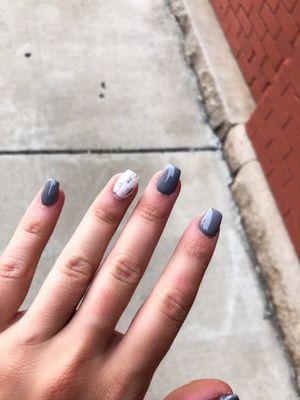 Full set of acrylic with marble accent nail