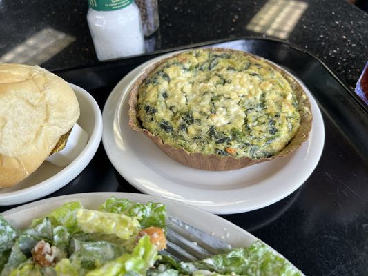 Spinach-tomato-feta crustless quiche   Caesar salad, medium