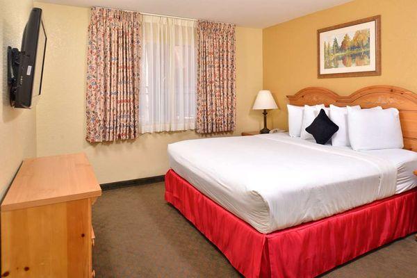 Red Lion Inn & Suites Tucson North Foothills