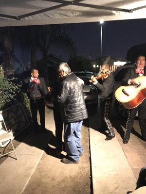 Mariachi Arriba Talpa