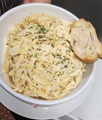 Fettuccine Alfredo