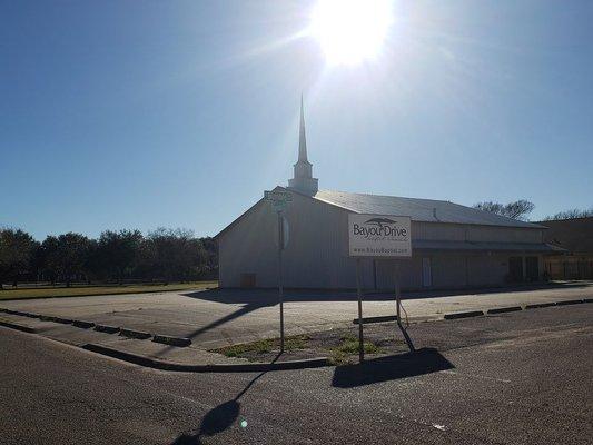 Outside Auditorium @ the corner of Bayou Drive And E Dumble.