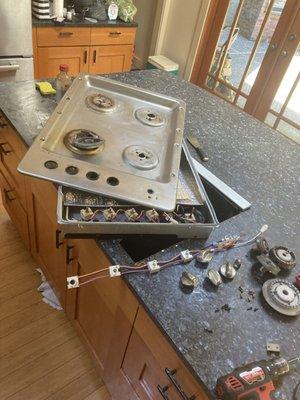 Replacing chain switch on the cooktop