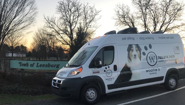 Woofies State of the Art Mobile Pet Spa.