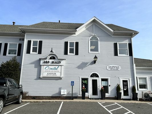 Allikai Spa located 388 Main Street 1B, Monroe CT 06468 ( Main Entrance)