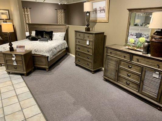 Black Friday Free chest or mattress with purchase of a 4pc bedroom set