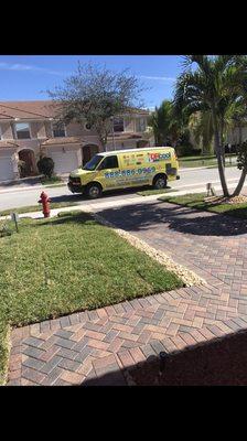 Service for duct cleaning and ac tuneup in west palm beach.