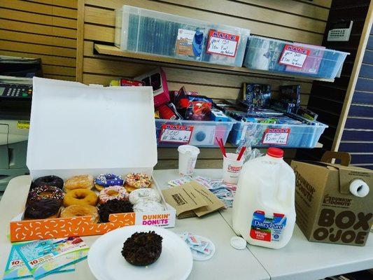 Coffee & donuts for breakfast !