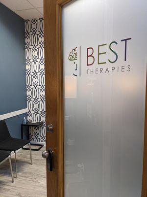 Our doors in Ravenswood, Uptown, and Lakeview are open for all types of therapy, including somatic and anxiety.