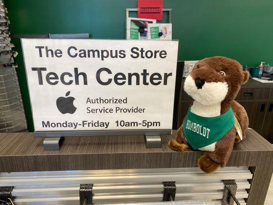 Apple Certified Technicians available to diagnose software and hardware issues for the Cal Poly Humboldt community.