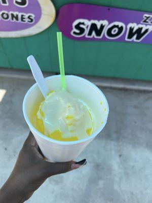 small banana snowcone with sweet cream