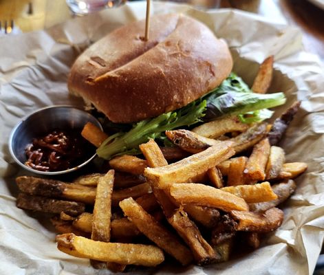 Smashburger with fries