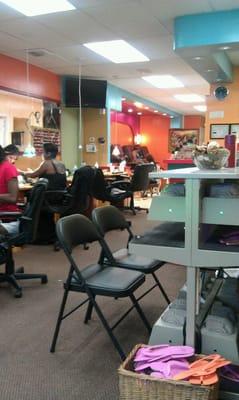 Typical hood nail salon, lol