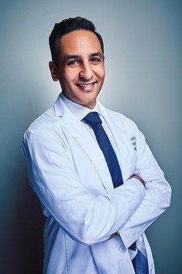 Dr. Shervin Molayem
 Periodontist