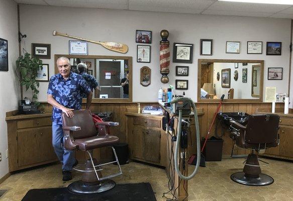 Georges Barber Shop