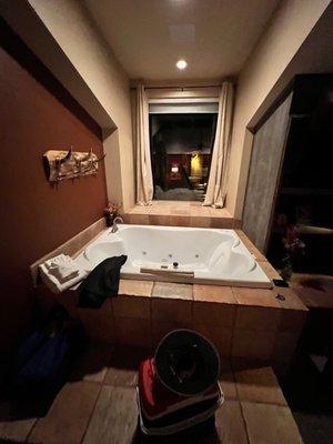 Room Hot Tub