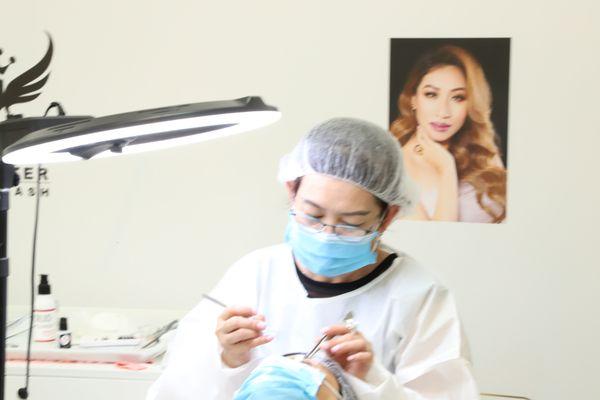 Eyelash ExtensionTraining in Fountain Valley www.ksbeautyacademy.com