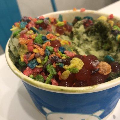 Green tea snow with fruity pebbles and popping boba toppings!