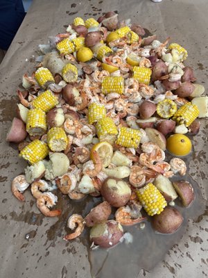 Low country shrimp boil