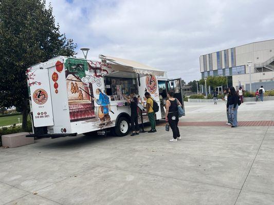 Food Truck @CSUEB