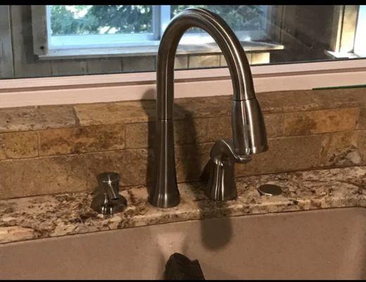 Kitchen faucet replacement